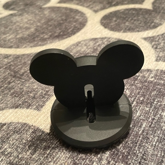 2/$10 Apple Watch iwatch Silicone Docking Station Stand Disney theme Mickey - Picture 6 of 9